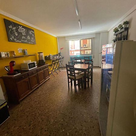 Hostal Milmarcos Сарагоса Екстер'єр фото