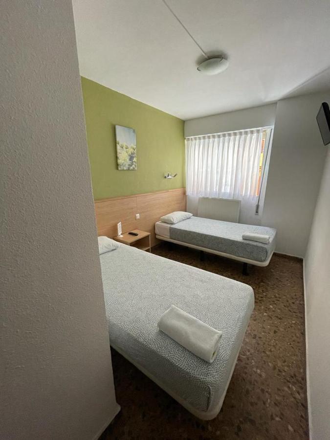 Hostal Milmarcos Сарагоса Екстер'єр фото