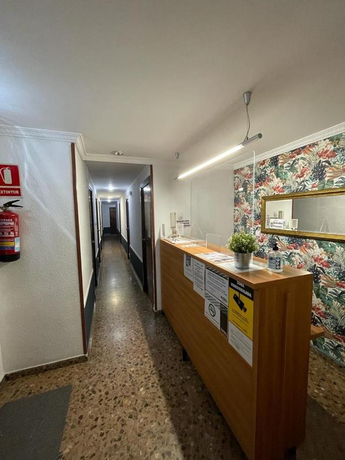 Hostal Milmarcos Сарагоса Екстер'єр фото
