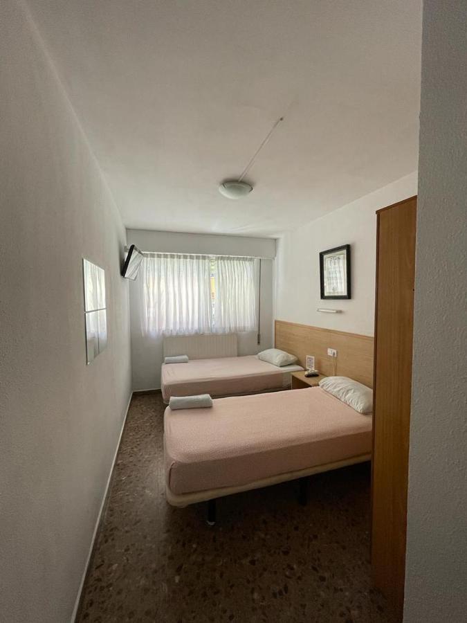 Hostal Milmarcos Сарагоса Екстер'єр фото