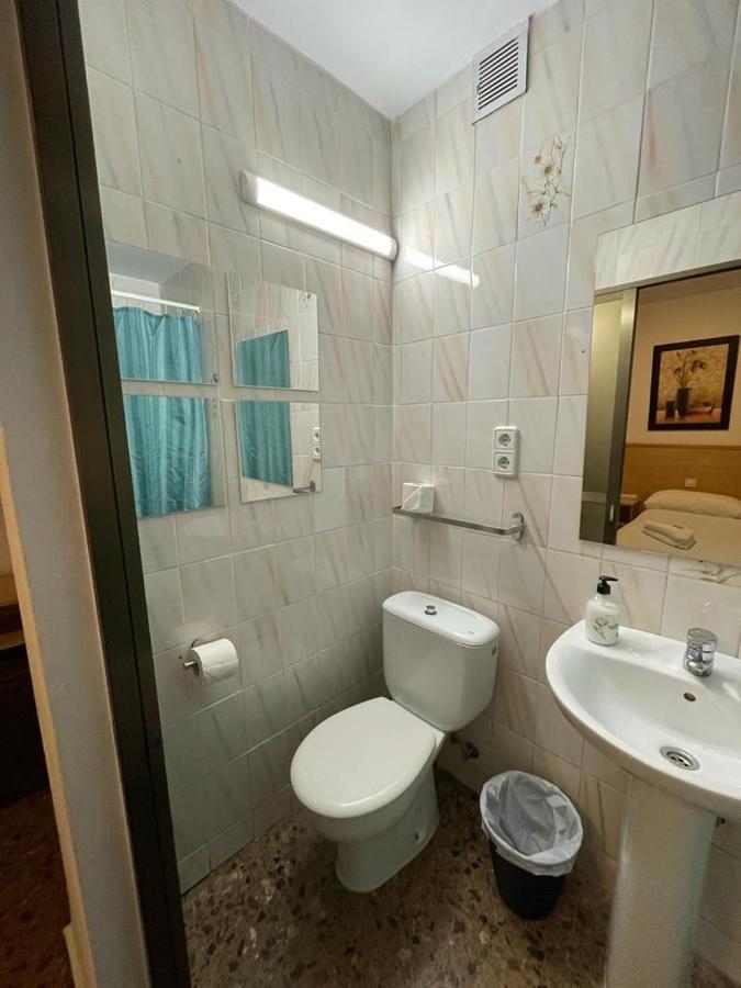 Hostal Milmarcos Сарагоса Екстер'єр фото