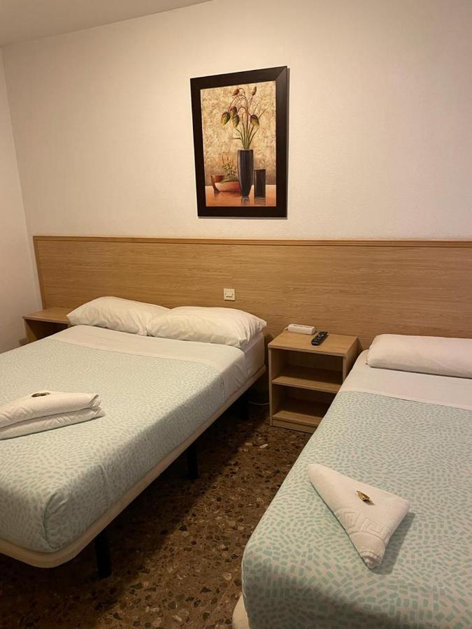 Hostal Milmarcos Сарагоса Екстер'єр фото