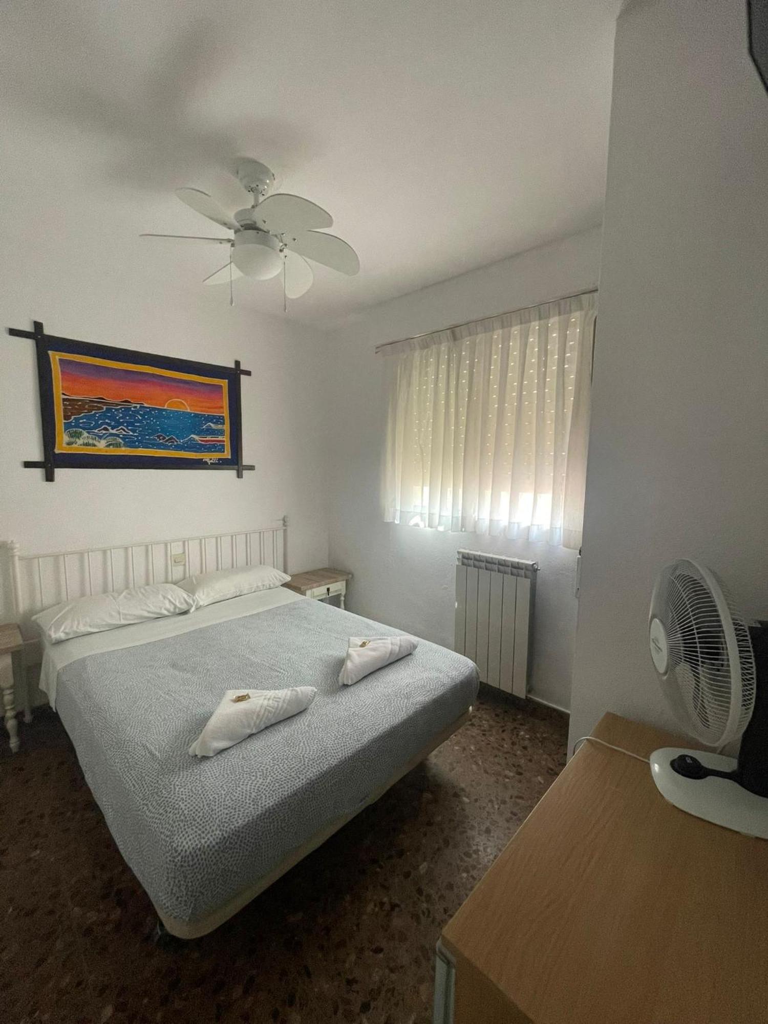 Hostal Milmarcos Сарагоса Екстер'єр фото