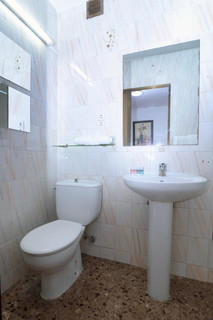 Hostal Milmarcos Сарагоса Екстер'єр фото