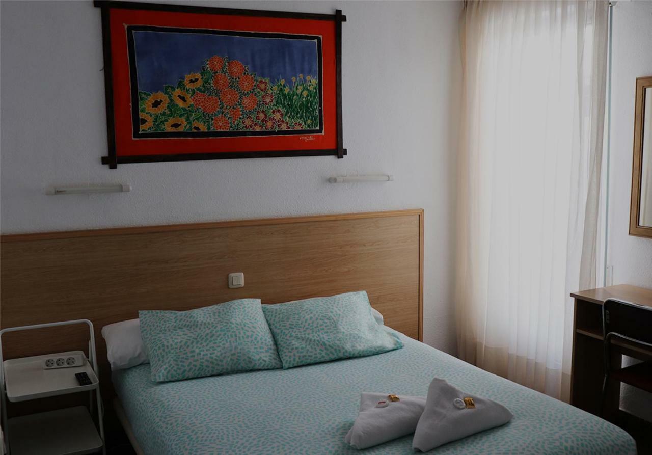 Hostal Milmarcos Сарагоса Екстер'єр фото