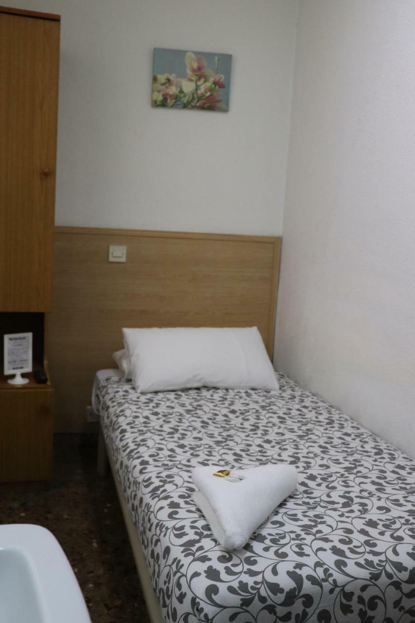 Hostal Milmarcos Сарагоса Екстер'єр фото