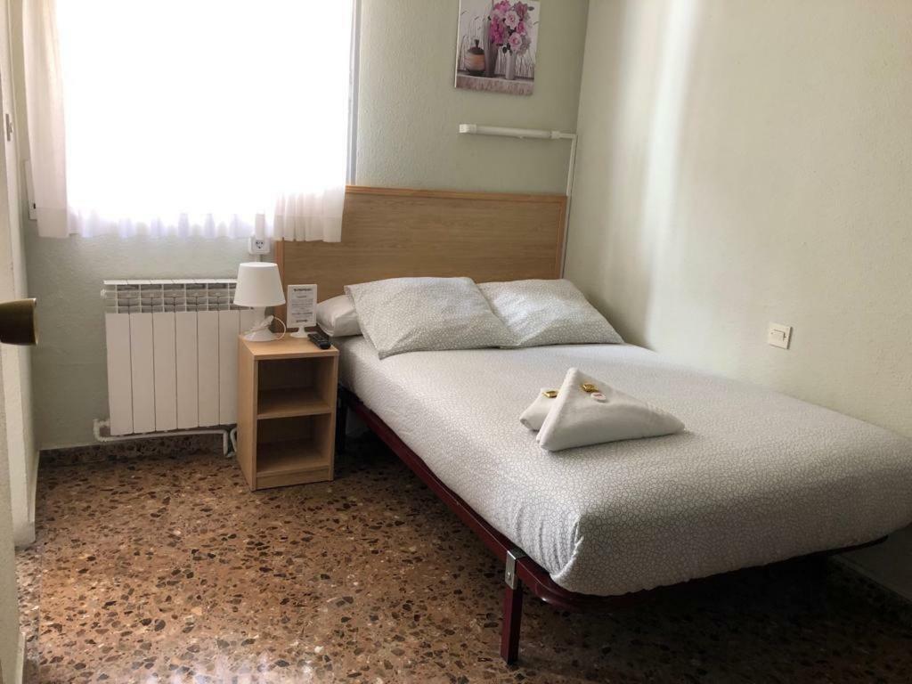 Hostal Milmarcos Сарагоса Екстер'єр фото